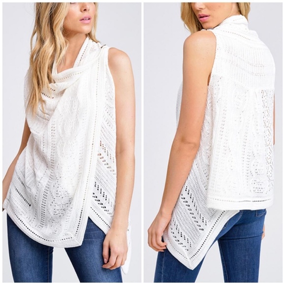 B SKIES ARE BLUE Plus Size Crochet Overlap Vest - Picture 2 of 5